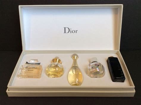 parfum dior voyage|dior travel perfume price.